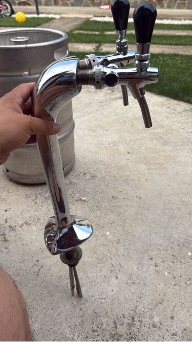 Montaj ,piese ,dozatoare de bere