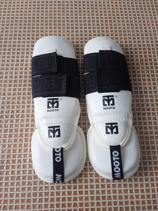 Продам защиту на ноги