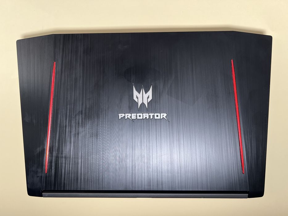 Laptop Acer Predator Helios 300 PH317-52