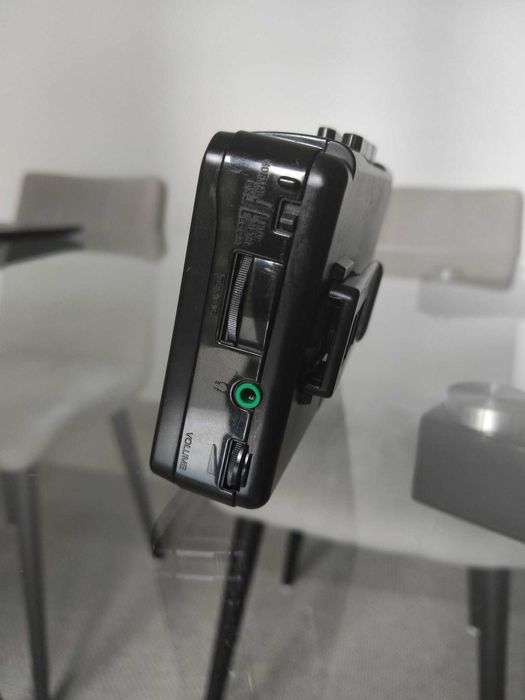 Walkman Sony WM-F2015