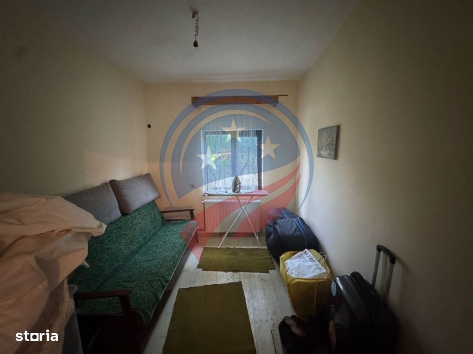 Casă de vânzare în Comuna Orodel – proprietate îngrijită, gata de locu
