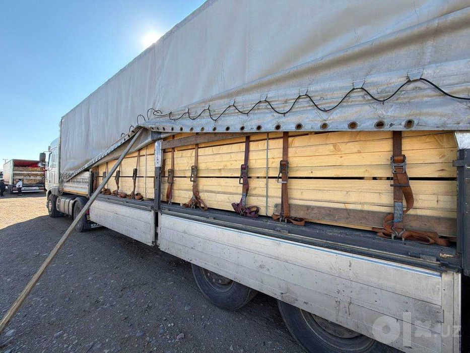 Сухая доска и брус из России — отличное качество, 150 кубов в наличии!