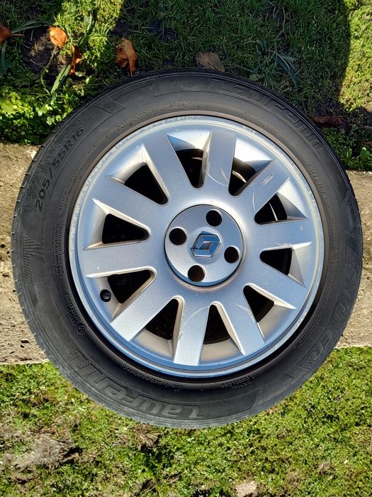 Гуми с джанти, оригинални за Рено 16 цола