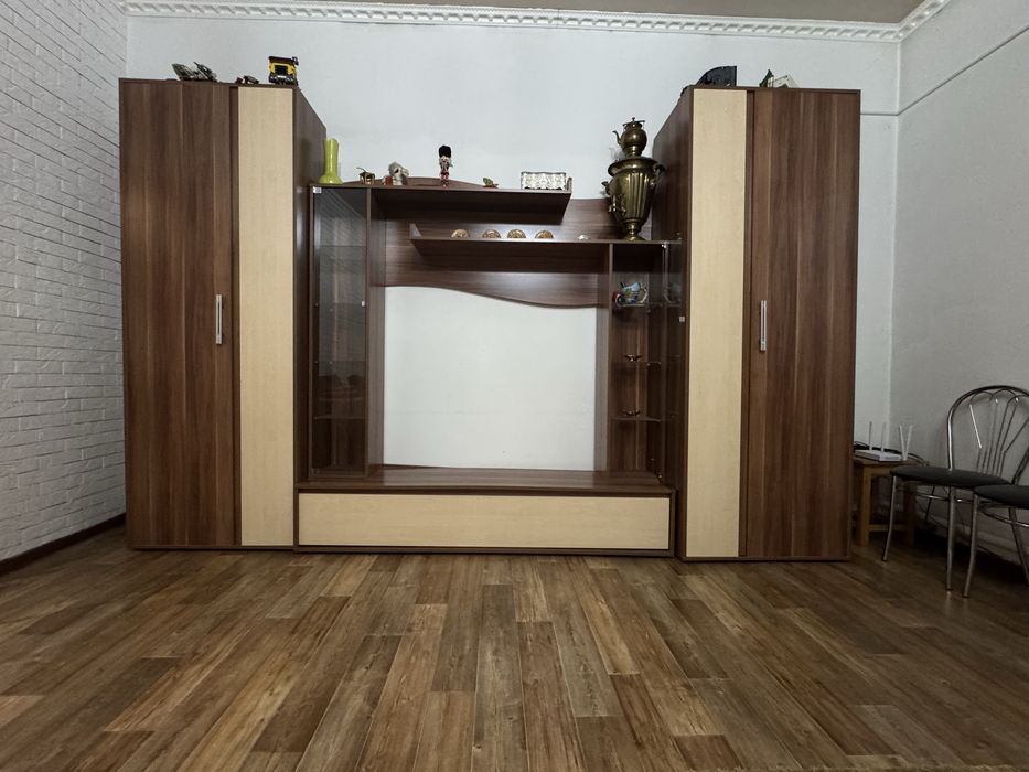 Стенка в гостинную