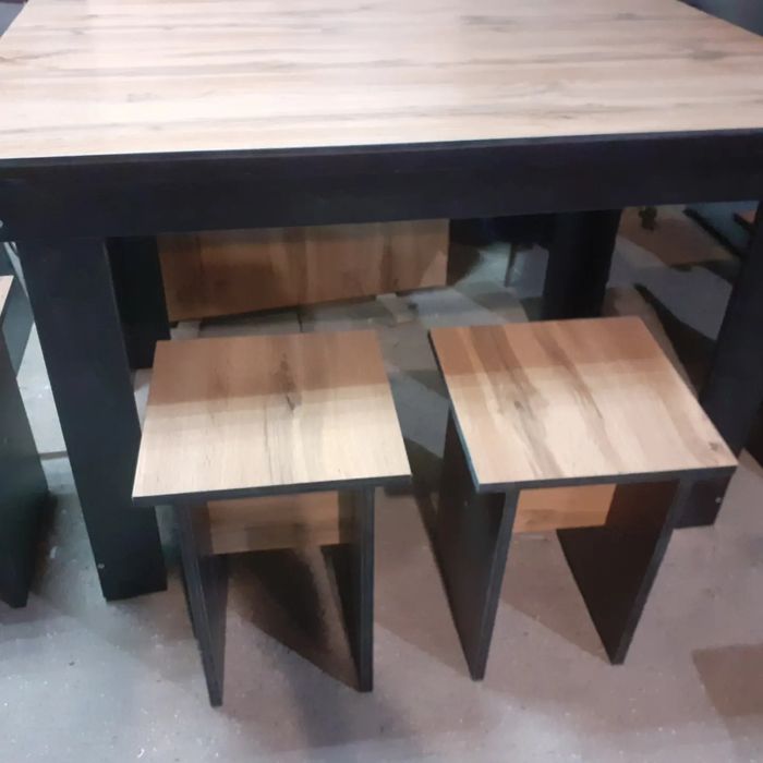 Кухонные столы и табуретки