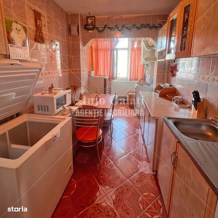 | Apartament cu 3 camere | Micro 17, Str. Oltului |