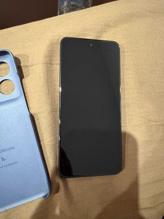 Vând Motorola edge 50 neo