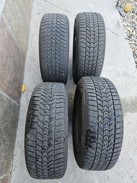 Cauciucuri M+S + jante pe 16