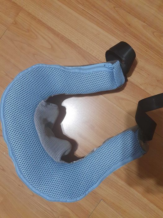 Aparat masaj cervical