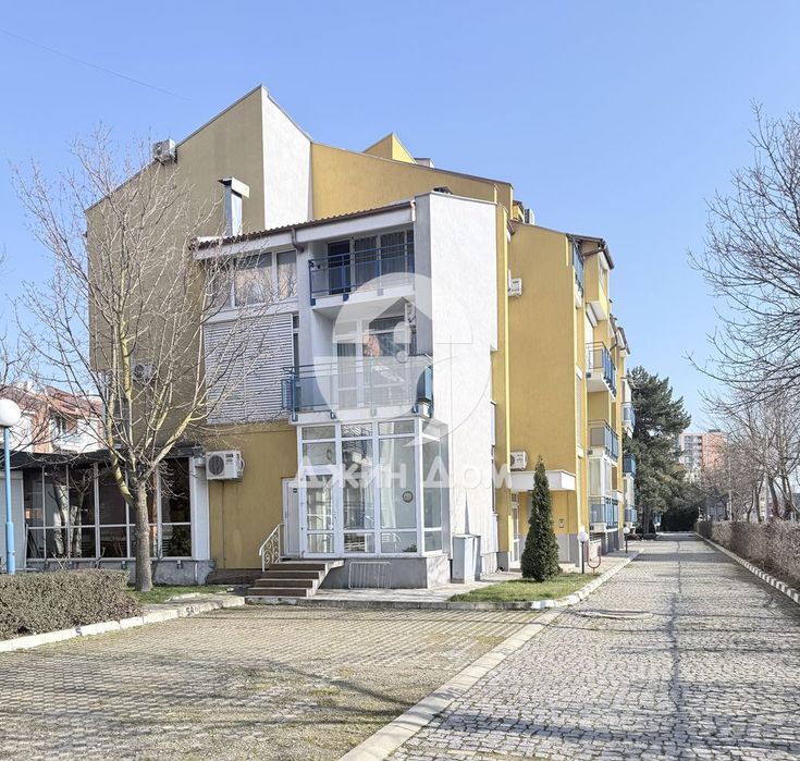 Продава се Двустаен апартамент в к.к. Слънчев бряг - 63 кв.м за 601 €/кв.м - Снимка #7