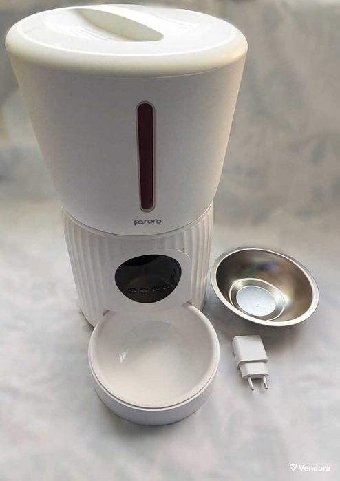 Автоматична хранилка Faroro за домашни любимци 4L нова