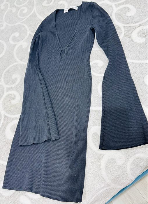 Мини платье вязаное