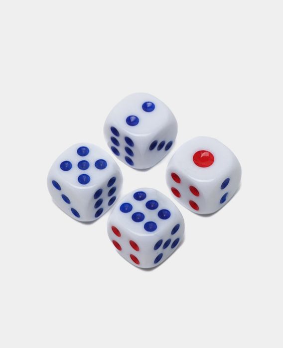 Кубики / зарики игральные для настольных игр комплект 100 штук