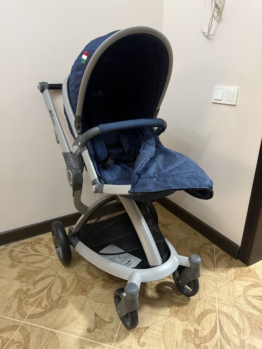 Коляска прогулочная с автокреслом