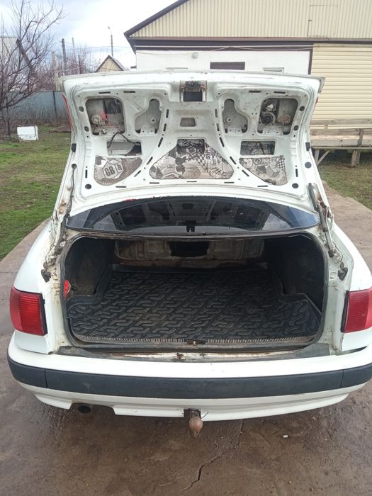 Продам Ауди 80 б4