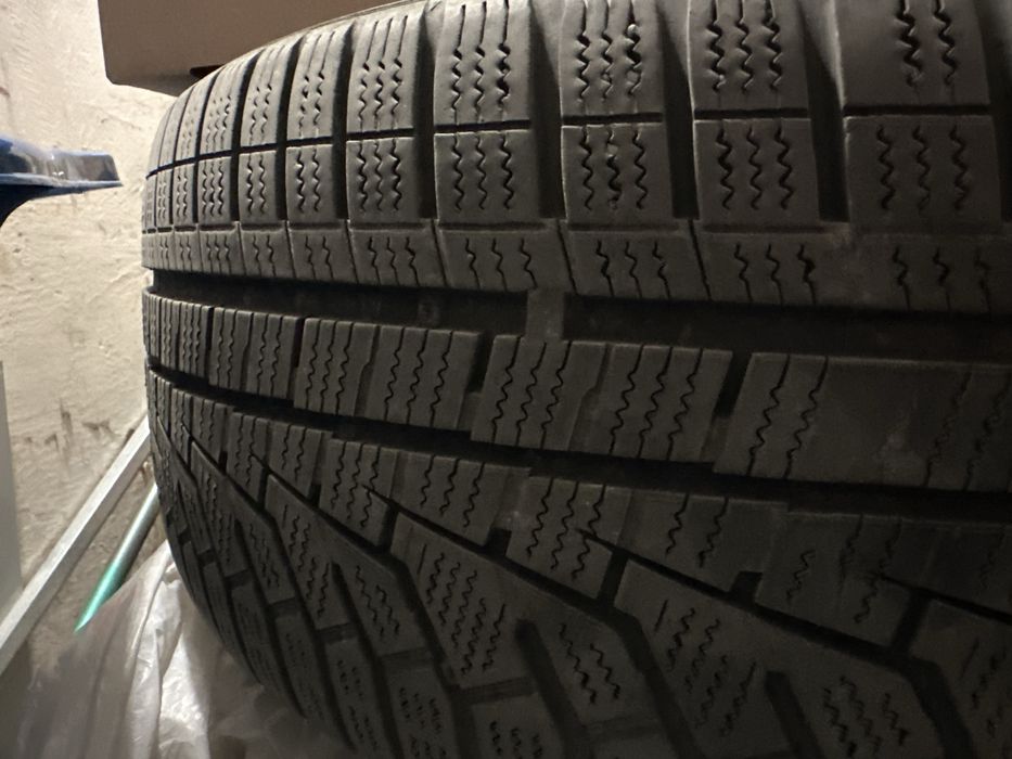 Set jante BMW cu anvelope iarna