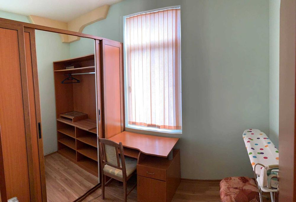 Дава се под наем Тристаен апартамент в Бургас, Център - 120 кв.м за 331.5 € - Снимка #7