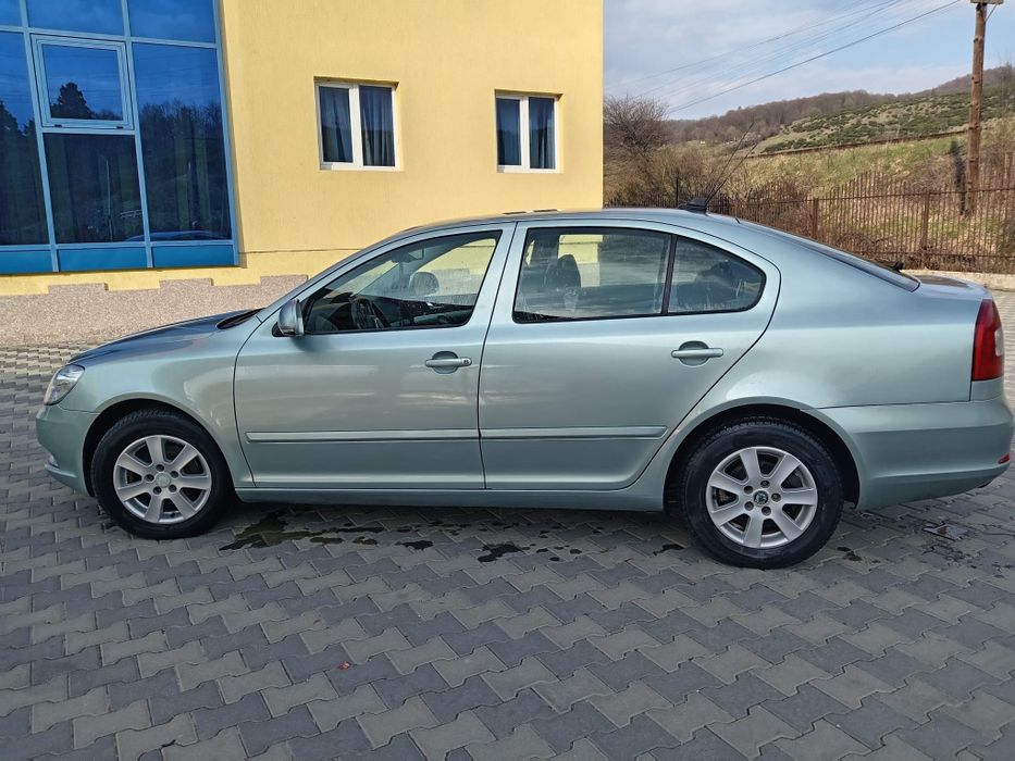 Vând SKODA OCTAVIA 1.6 TDI  Sau schimb cu  VW CADDY 1.9 TDI