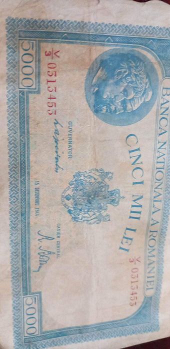 bancnote vechi in stare aproape intacta