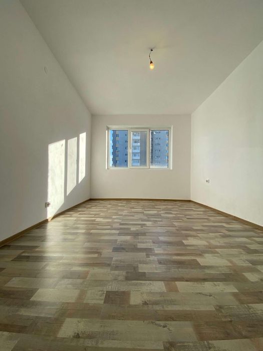 Vând garsonieră zona Zahana