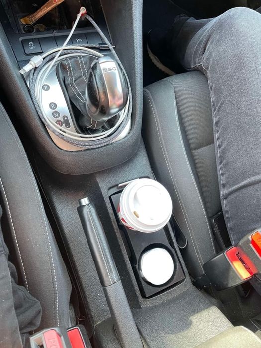 Oferta!! Suport pahare ( cup holder ) Golf 5 / 6 V VI