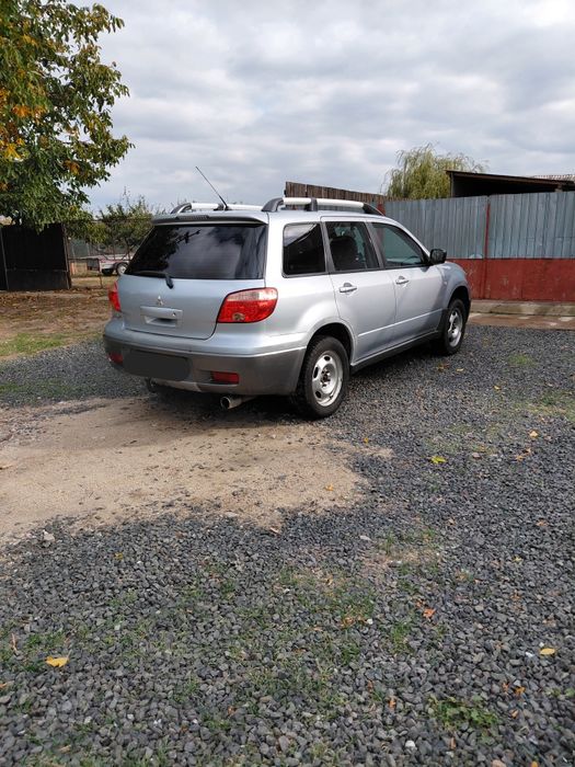 Mitsubishi Outlander 2005