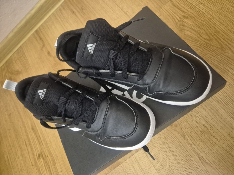 Маратонки 38 номер