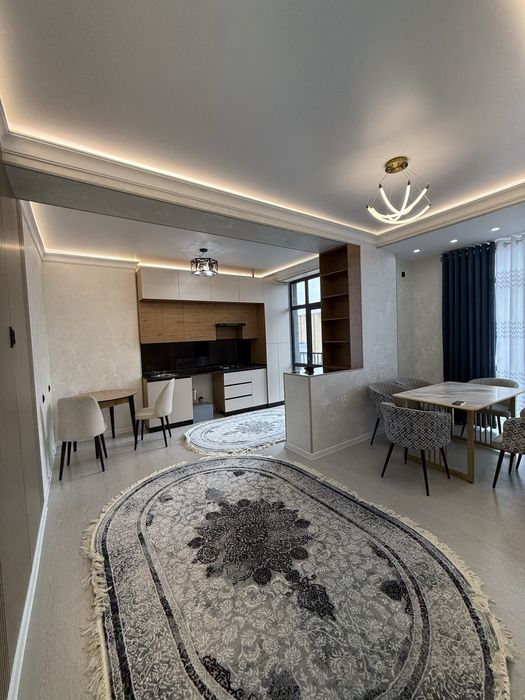 latiko buxara sitidan 2-xonalik qilingan neoklassika uslubida tamirlan