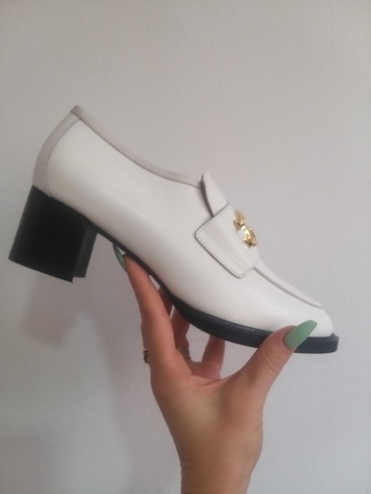 Pantofi Gucci marimea 40