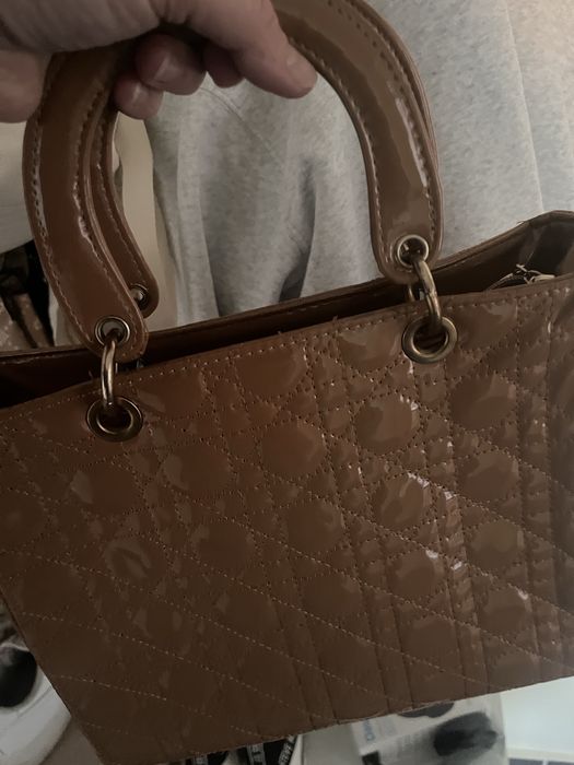 Geanta Juicy Couture noua micutza dar de efect