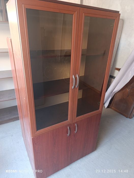 Продам офисный шкаф для документов