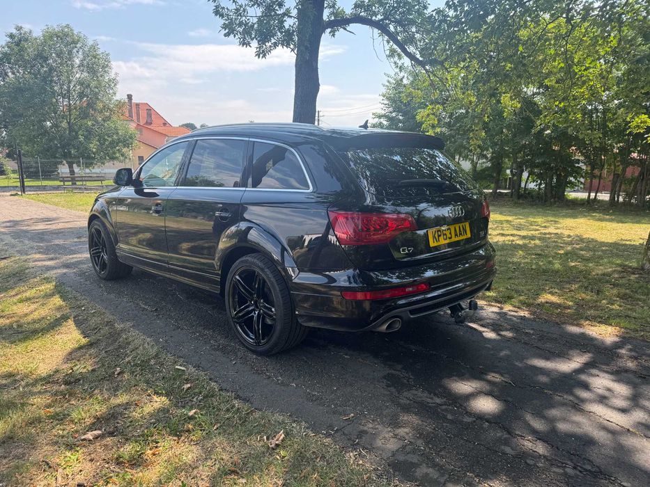 AUDI Q7 3.0 tdi quattro