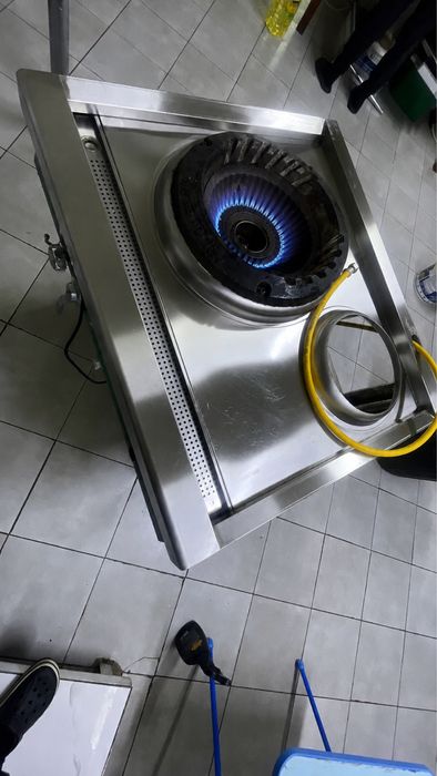 Продам газовую плиту ВОК