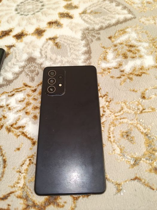 Продам Самсунг А 72