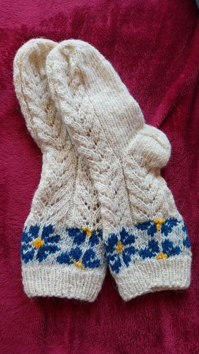 Вълнени чорапи налични и по поръчка