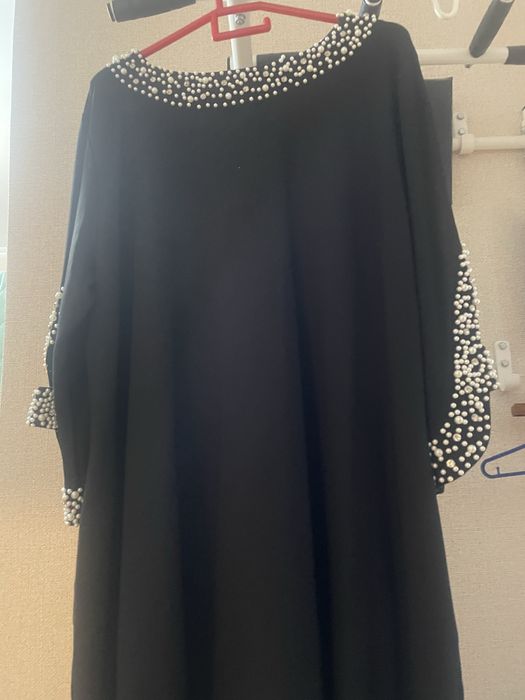 Продам новое праздничное платье