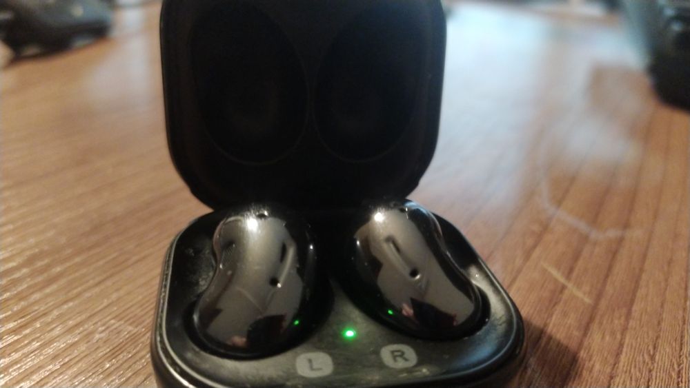 Наушники samsung buds live