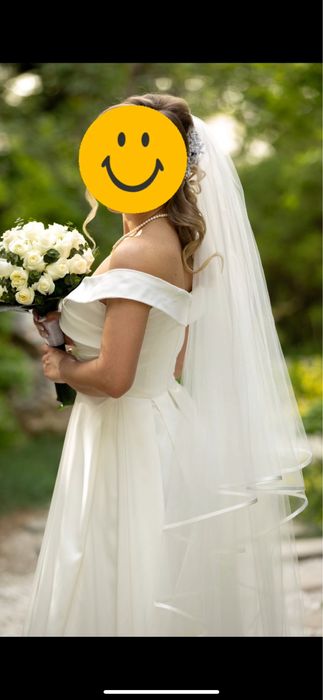 Свадебное платье. Итальянский шелк. Вместе с фатой