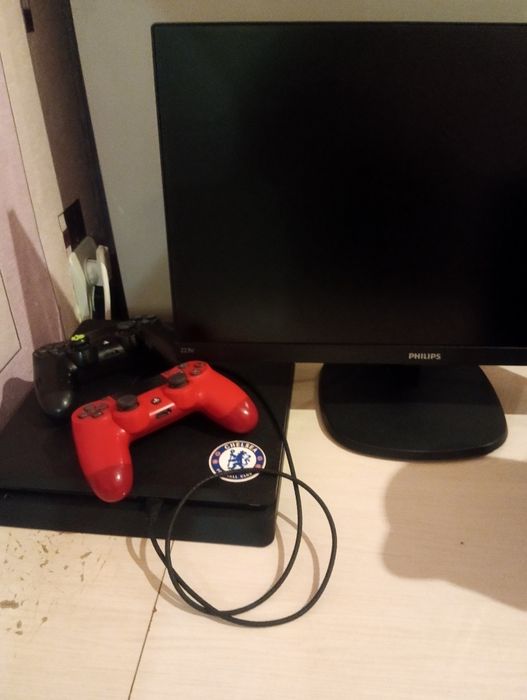 Playstation 4 slim