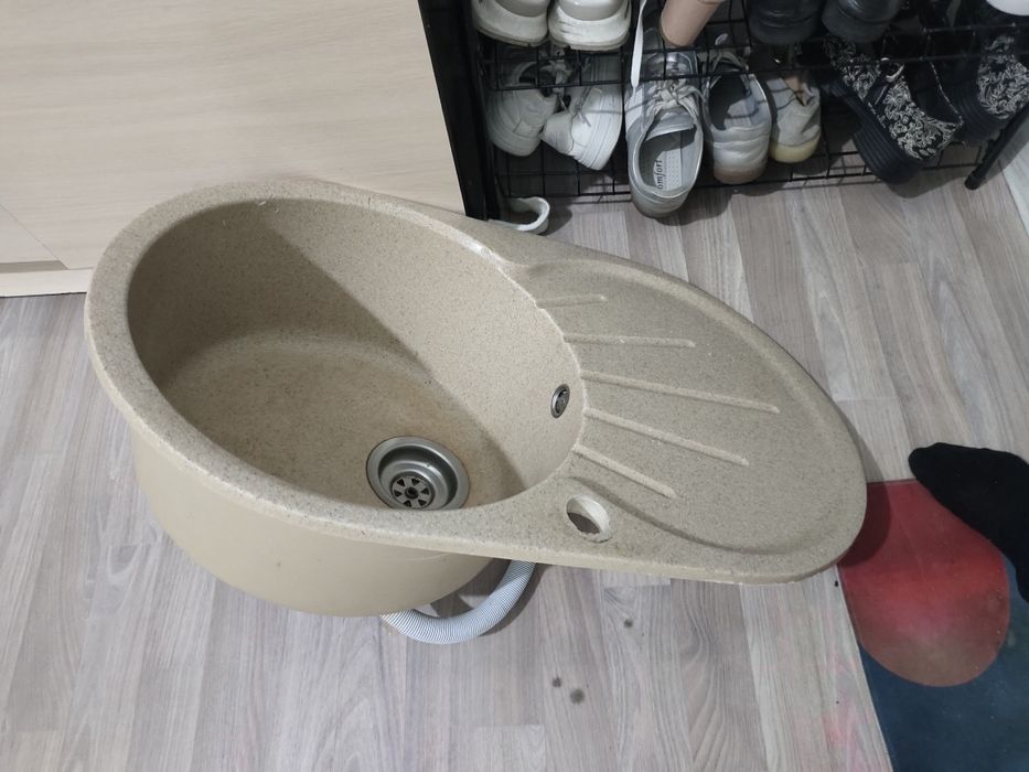 Продам кух мойку