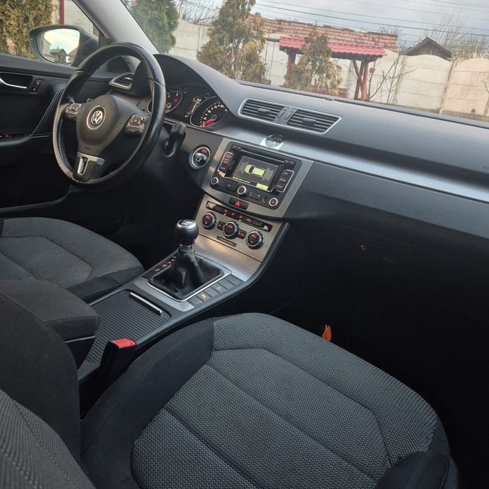 Vand Volkswagen Passat Moka Brown