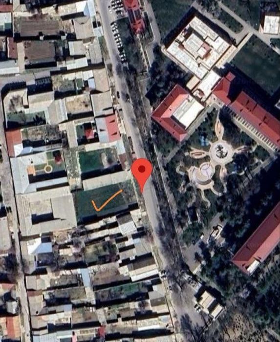 Hovli sotiladi 12.7 sotix