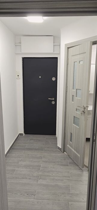 Vânzare apartament cu 2 camere str Cameliei  nord Ploiești