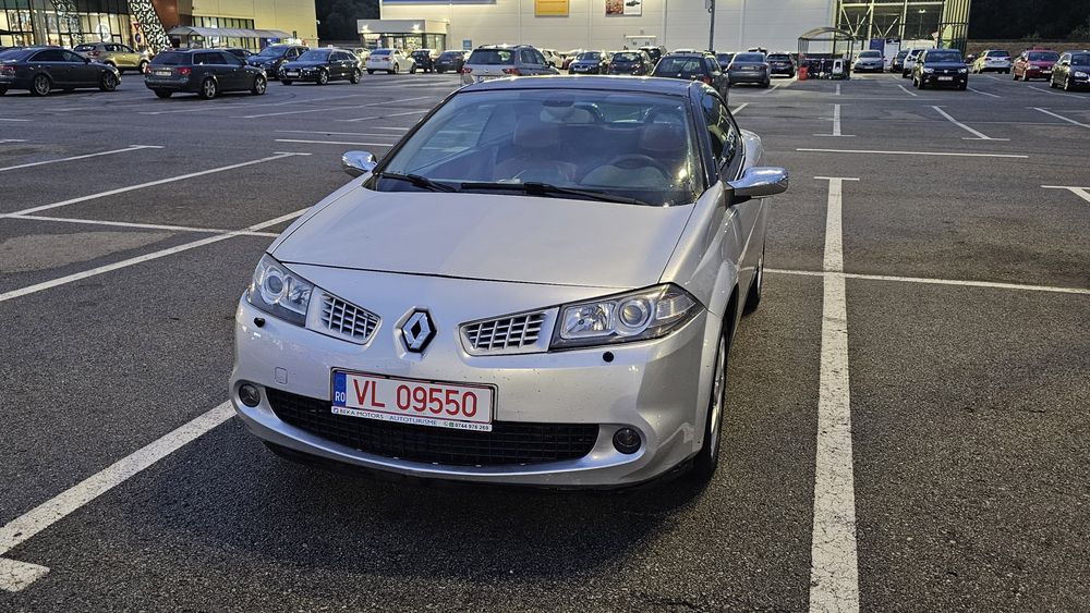 RENAULT Megane