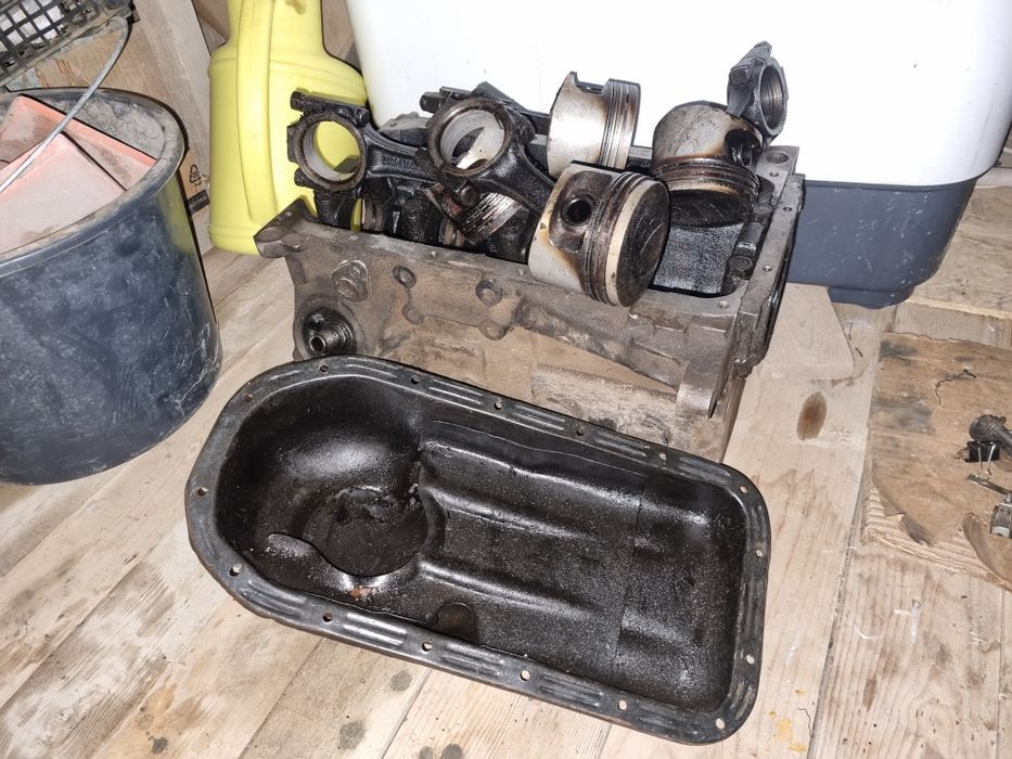 Продам блок ваз 2114