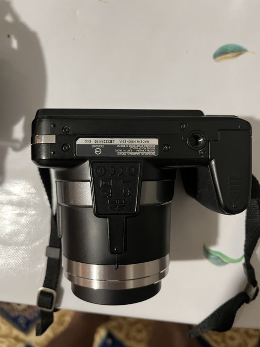 Olympus SP-800UZ