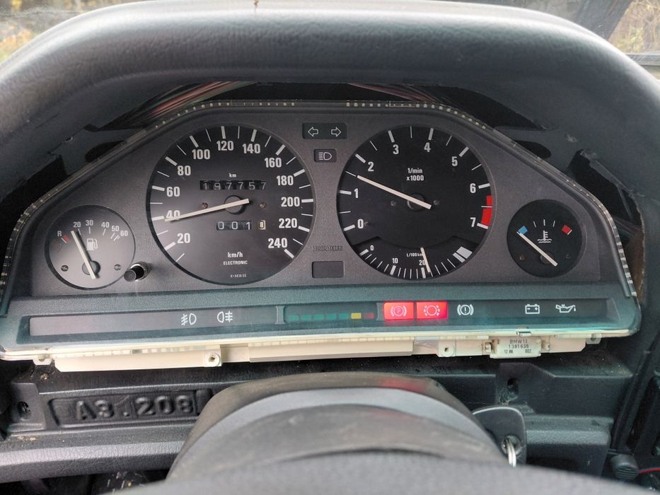 Ceasuri bord bmw e30 ursulet