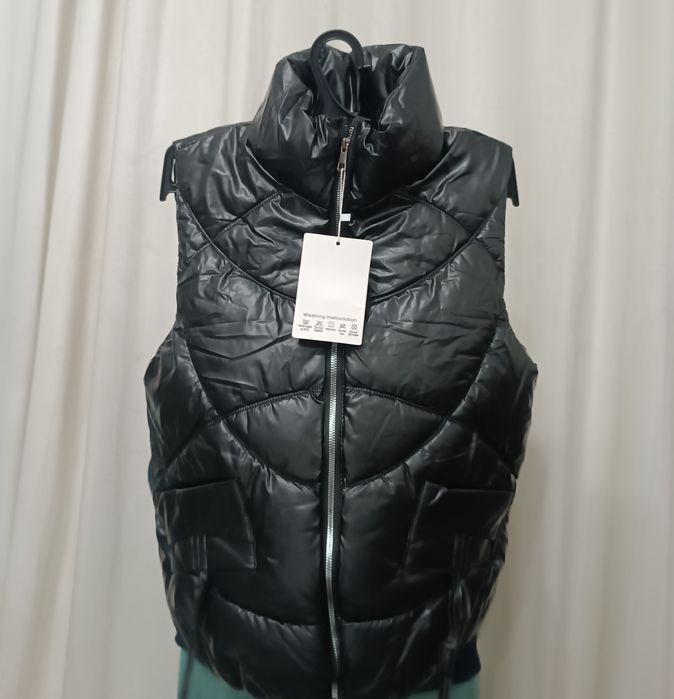 Продам спортивные костюмы