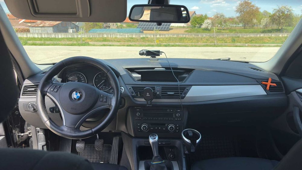 BMW X1 an 2011, 2.0d, 143 hp