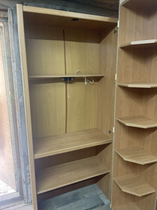 Бесплатно отдам диван,шкафы